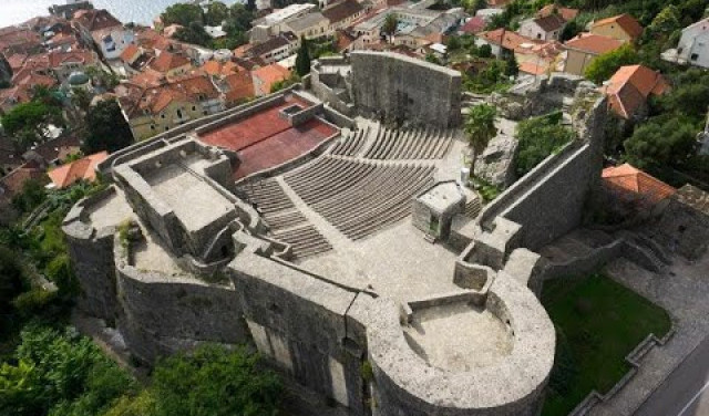 Kanli Kula Fortress. Следы оплавления