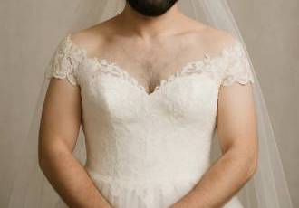 Если бородатый мужик в платье говорит, что он - женщина...