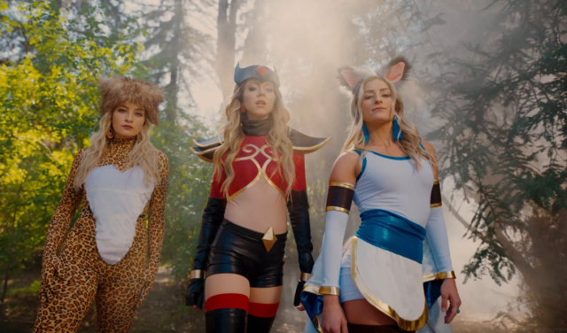 Lindsey Stirling - Lords: Lords Mobile. Три слоя реальности...